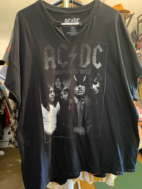 AC/DC Other - AC/DC Black and Gray 'Highway to Hell' Band Tee with raw hem v-neck and rolled